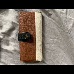 Fossil wallet